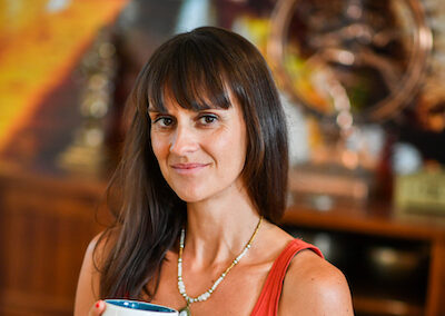Dr. Lydia Lange